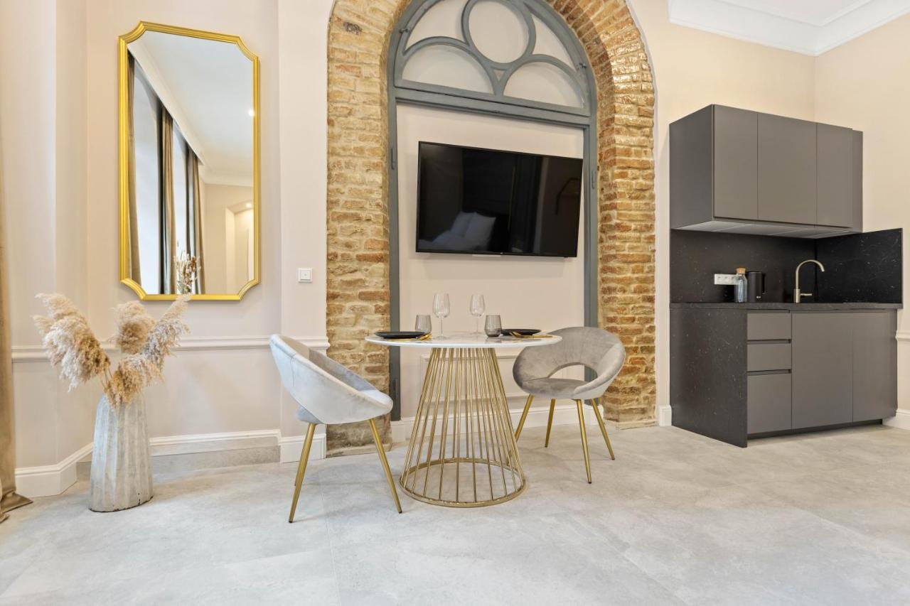Boutique Rooms I Luxus Suite I Center I Boxspring اوغسبورغ المظهر الخارجي الصورة