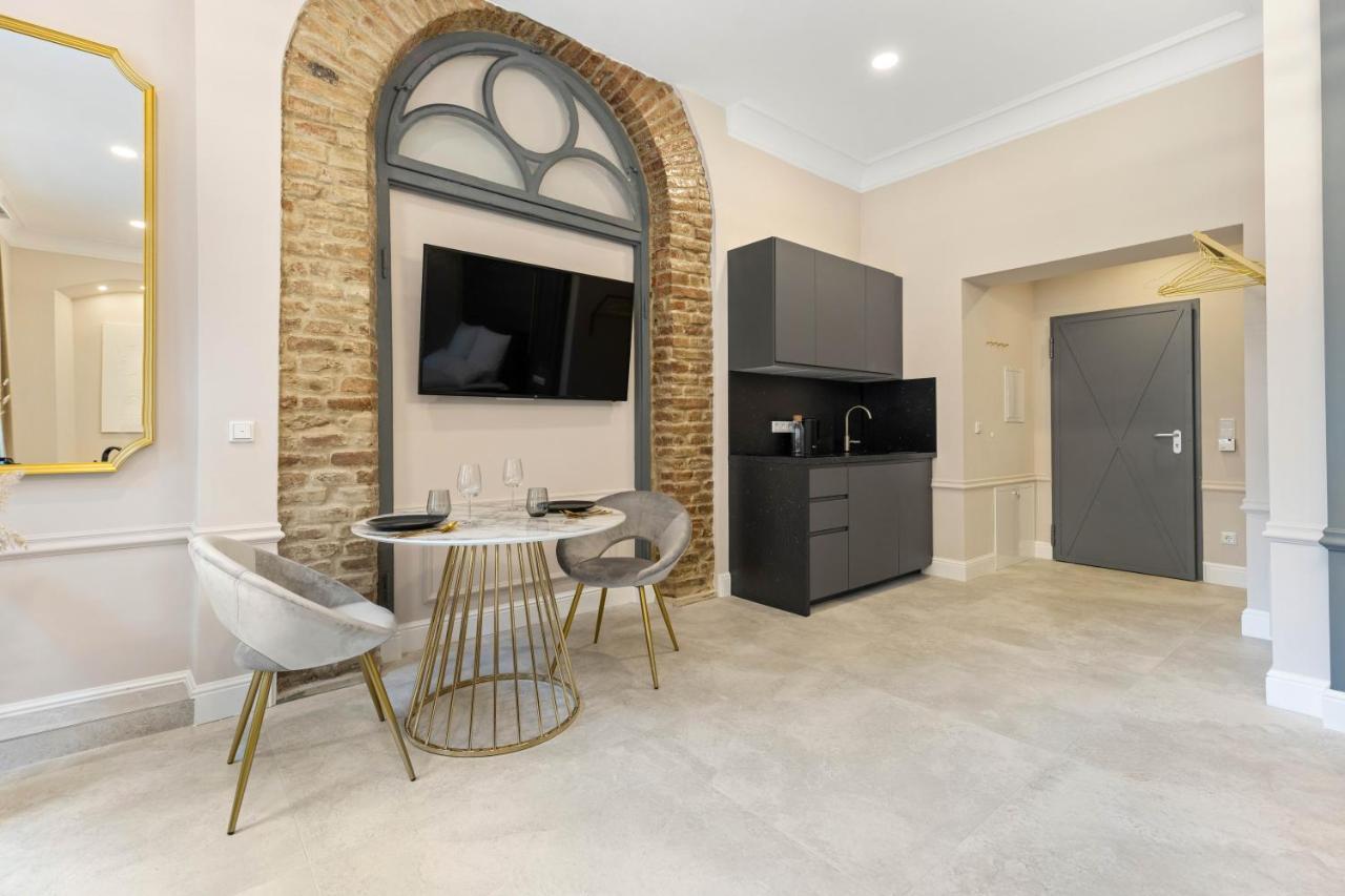 Boutique Rooms I Luxus Suite I Center I Boxspring اوغسبورغ المظهر الخارجي الصورة